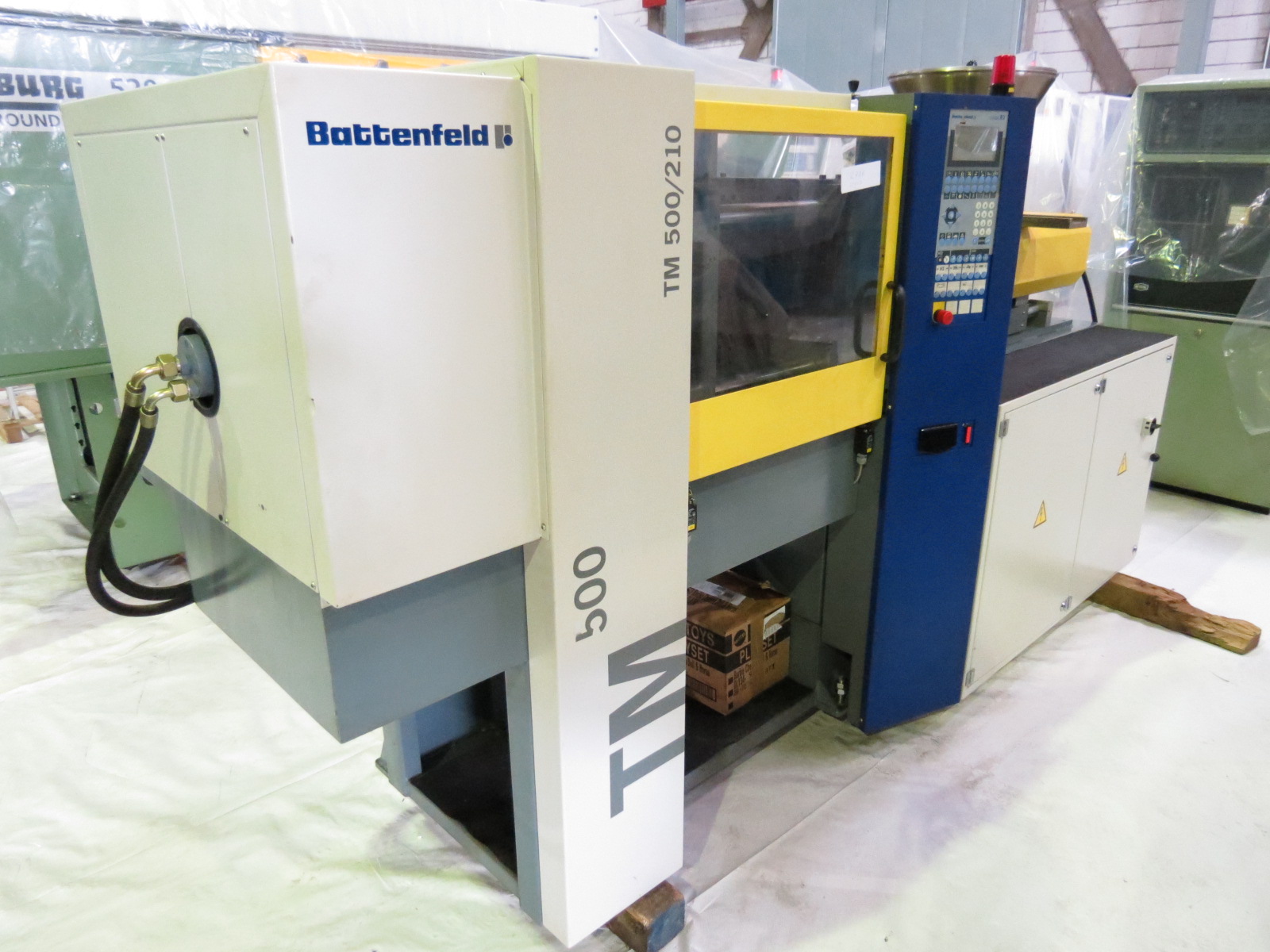 BATTENFELD TM 500-210 UNILOG B2 (13.477 h / neuwertig)