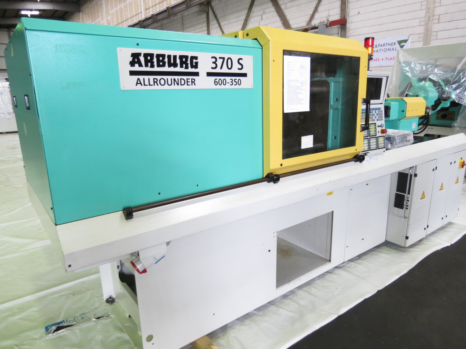 ARBURG A 370 S 600-350 MULTILIFT H ín Kompaktausführung