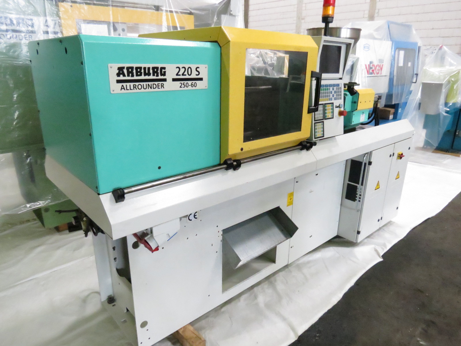 ARBURG A 220 S 250-60 SELOGICA incl. Picker
