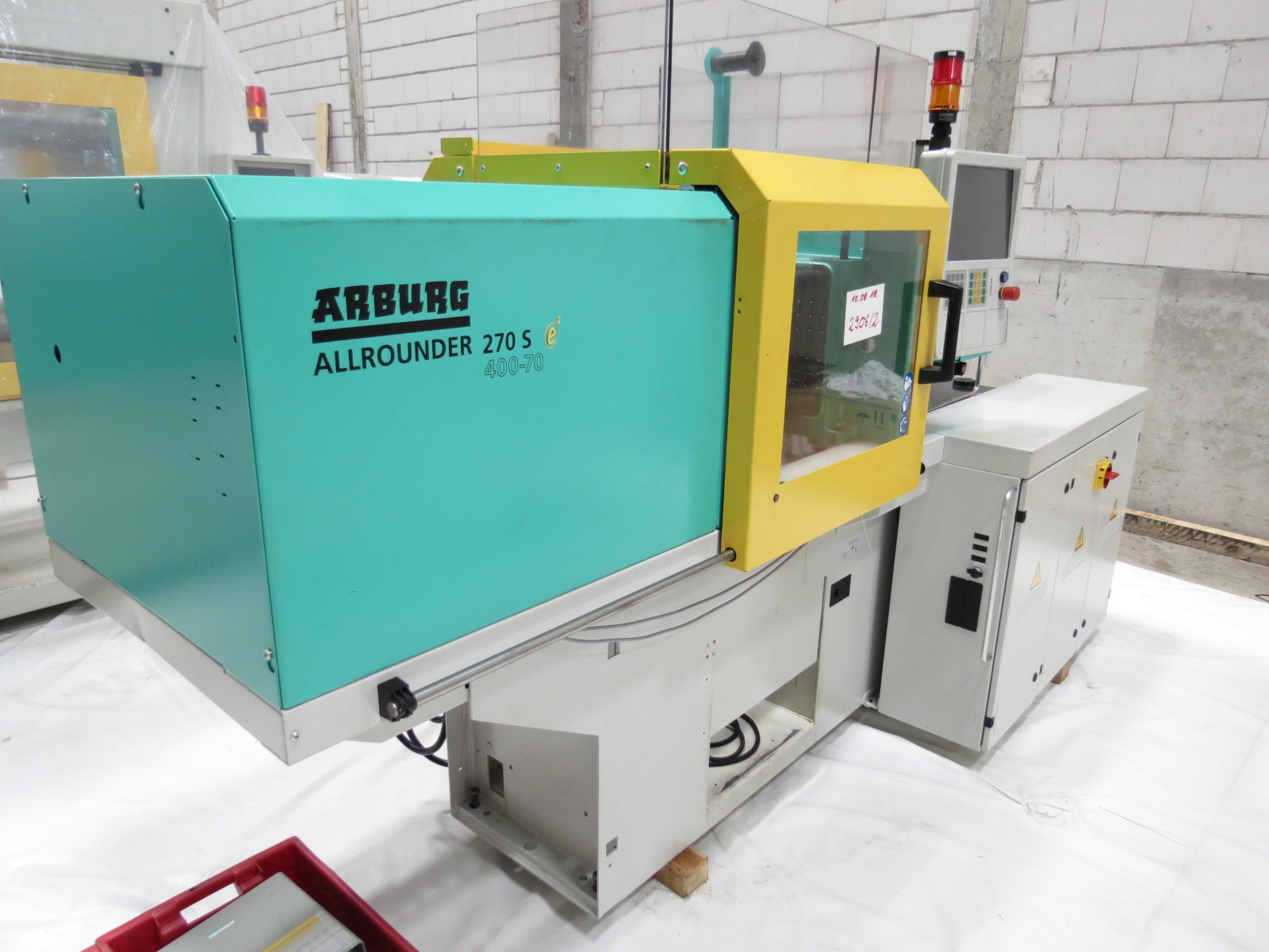 ARBURG A 270 S 400-70 e² Vorrichtung Trennebene