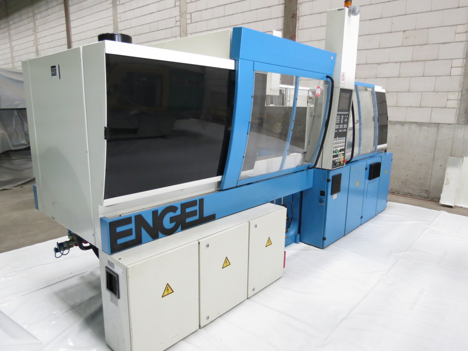 ENGEL victory VC 330-90 TECH