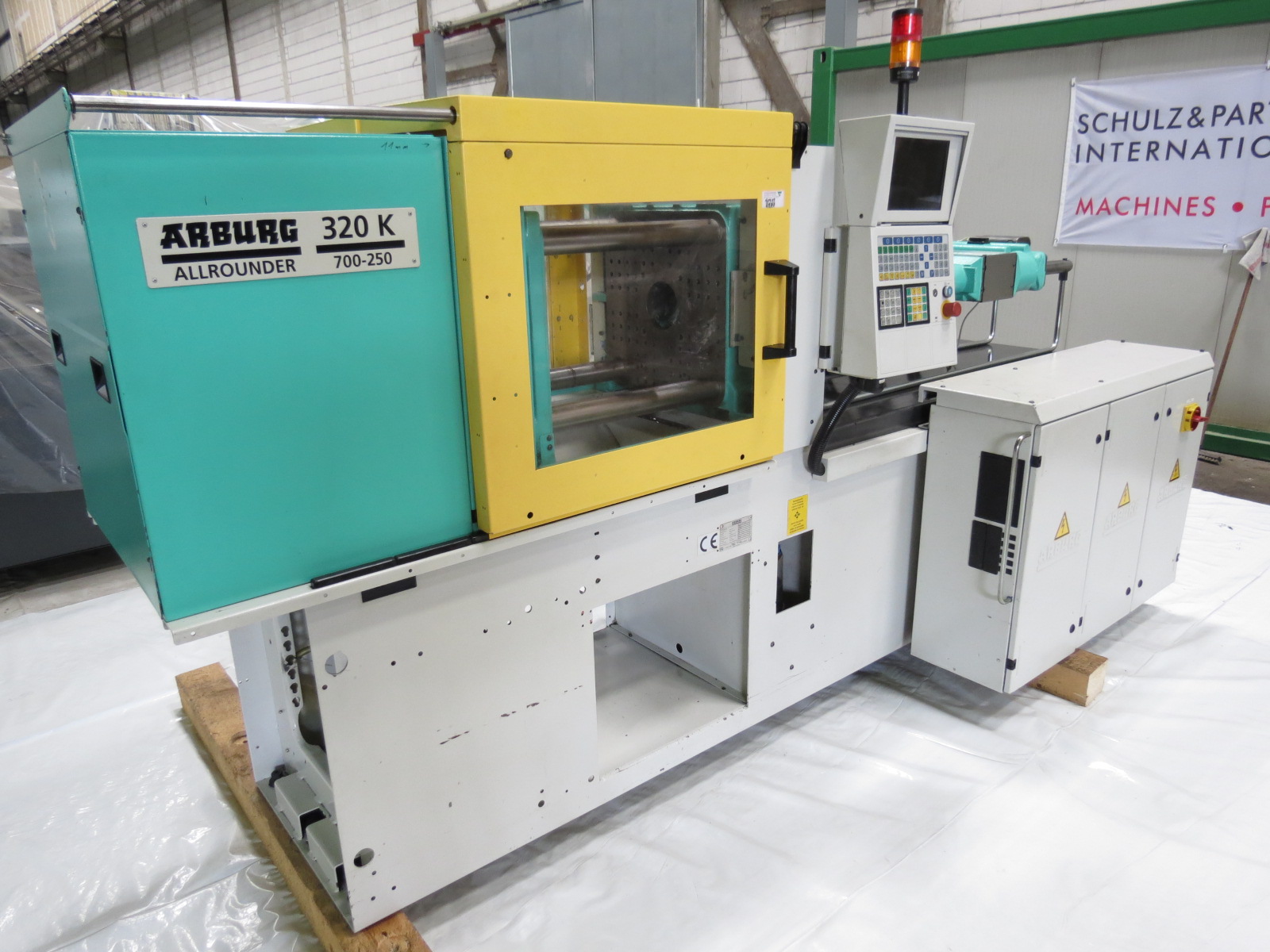 ARBURG A 320 KS 700-250 SELOGICA incl. GEIGER Picker