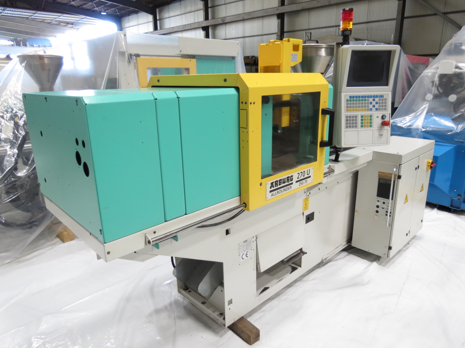 ARBURG A 270 U 250-70 SELOGICA (Accu)