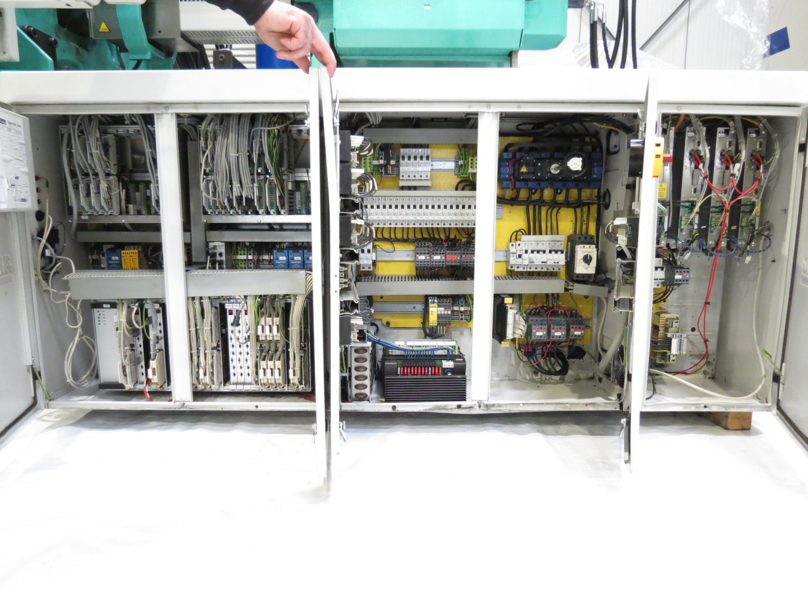 ARBURG A 570 S 2200-400/100 2K MULTILIFT incl. Dreheinheit