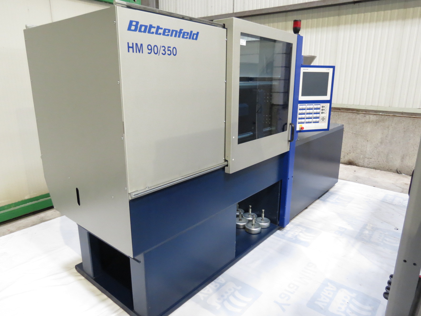 BATTENFELD HM 90/350 B6S (No 134589 / 24.488 h)