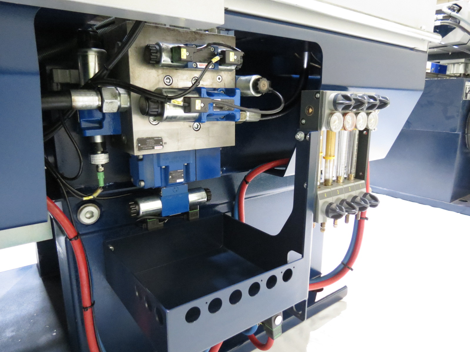 BATTENFELD HM 90/350 B6S (No 134589 / 24.488 h)