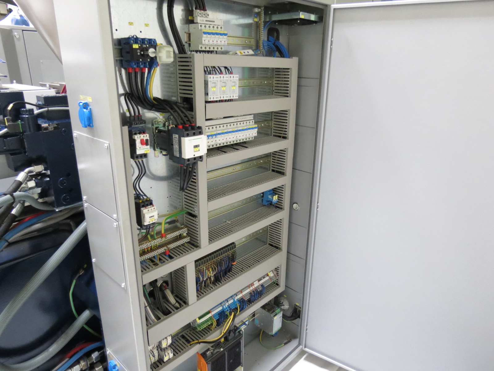 BATTENFELD TM 110/525 B6S (No 132363 / 25.347 h)