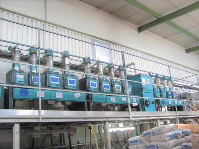 M+H Somos Trockenlufttrockner D 300, 38 kW , 4x50L  8x75L Bj. 1998-2001