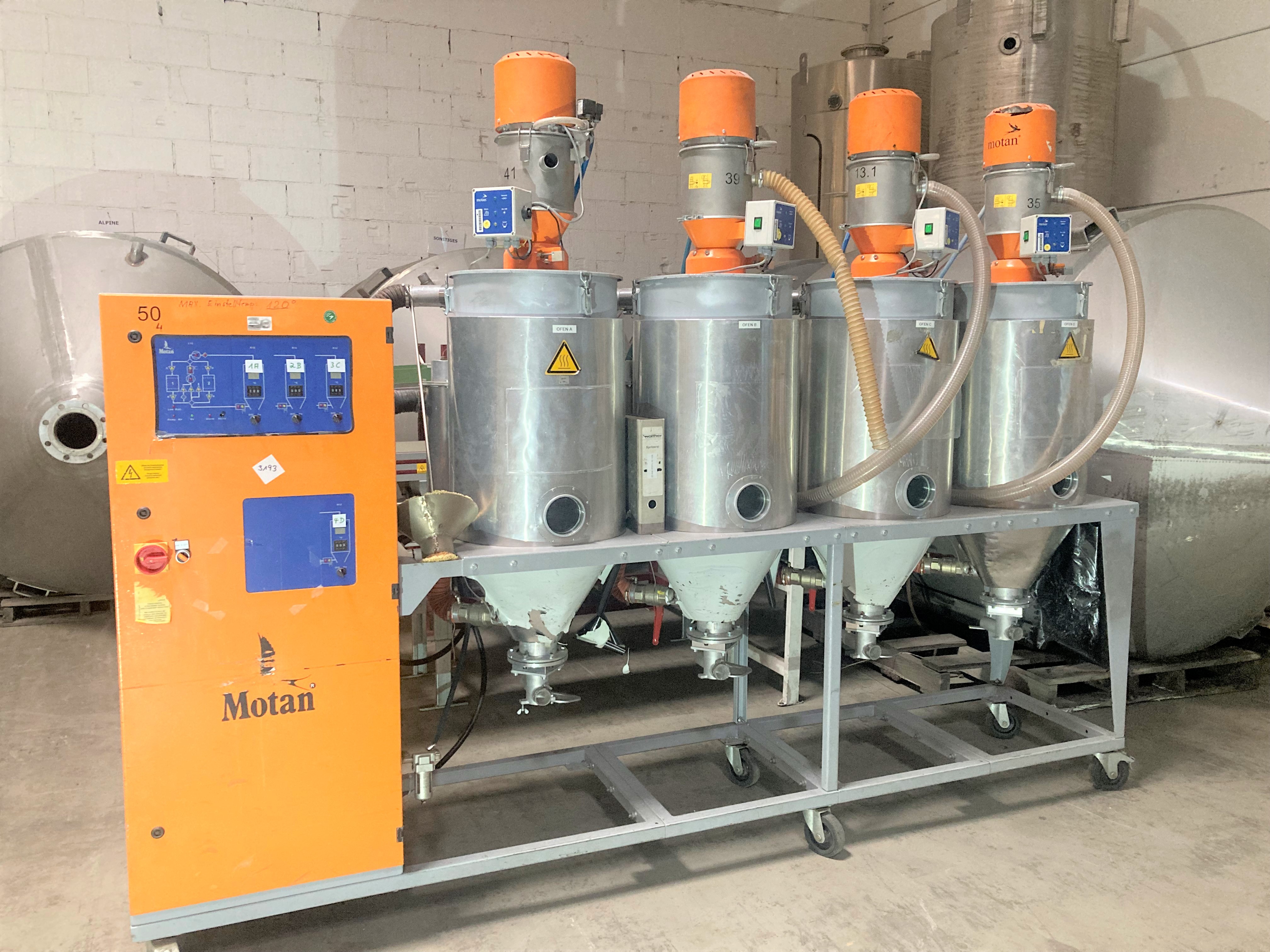 Motan Trockenlufttrockner MDE 120 4x 100 Liter Tank mit Zusatzheizung + Regelung ohne Sauger  Bj. 1999