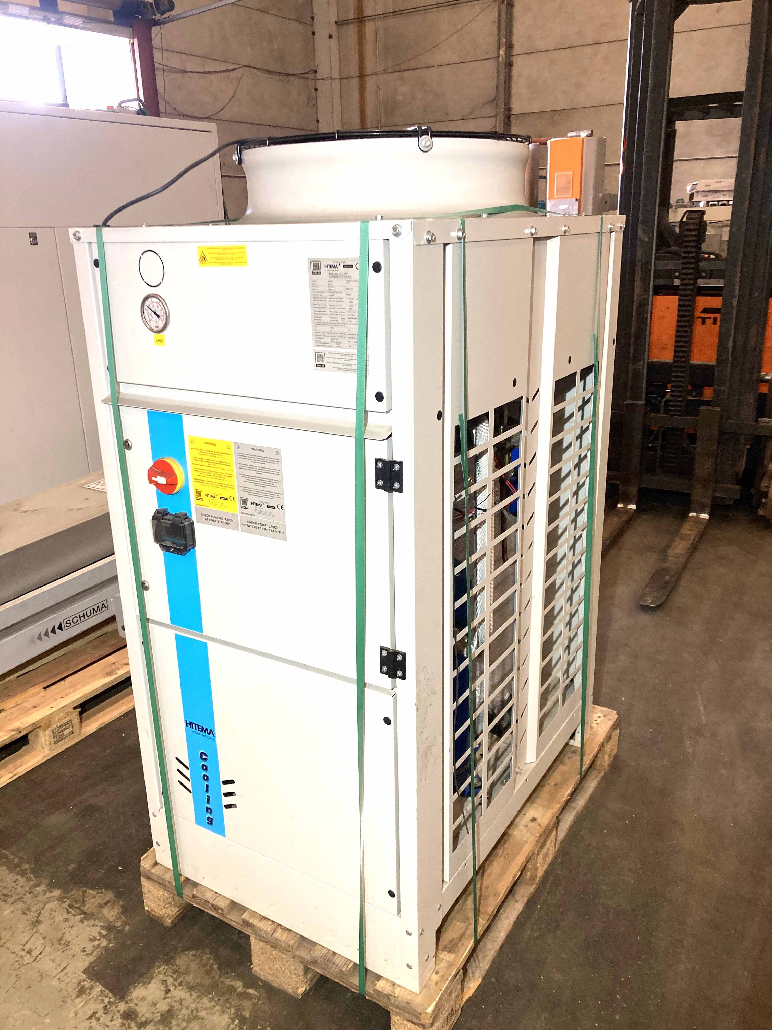 Hitema ENR022 luftgekühlt 22 kW Kälteleistung Pumpe und Tank Baujahr 2021