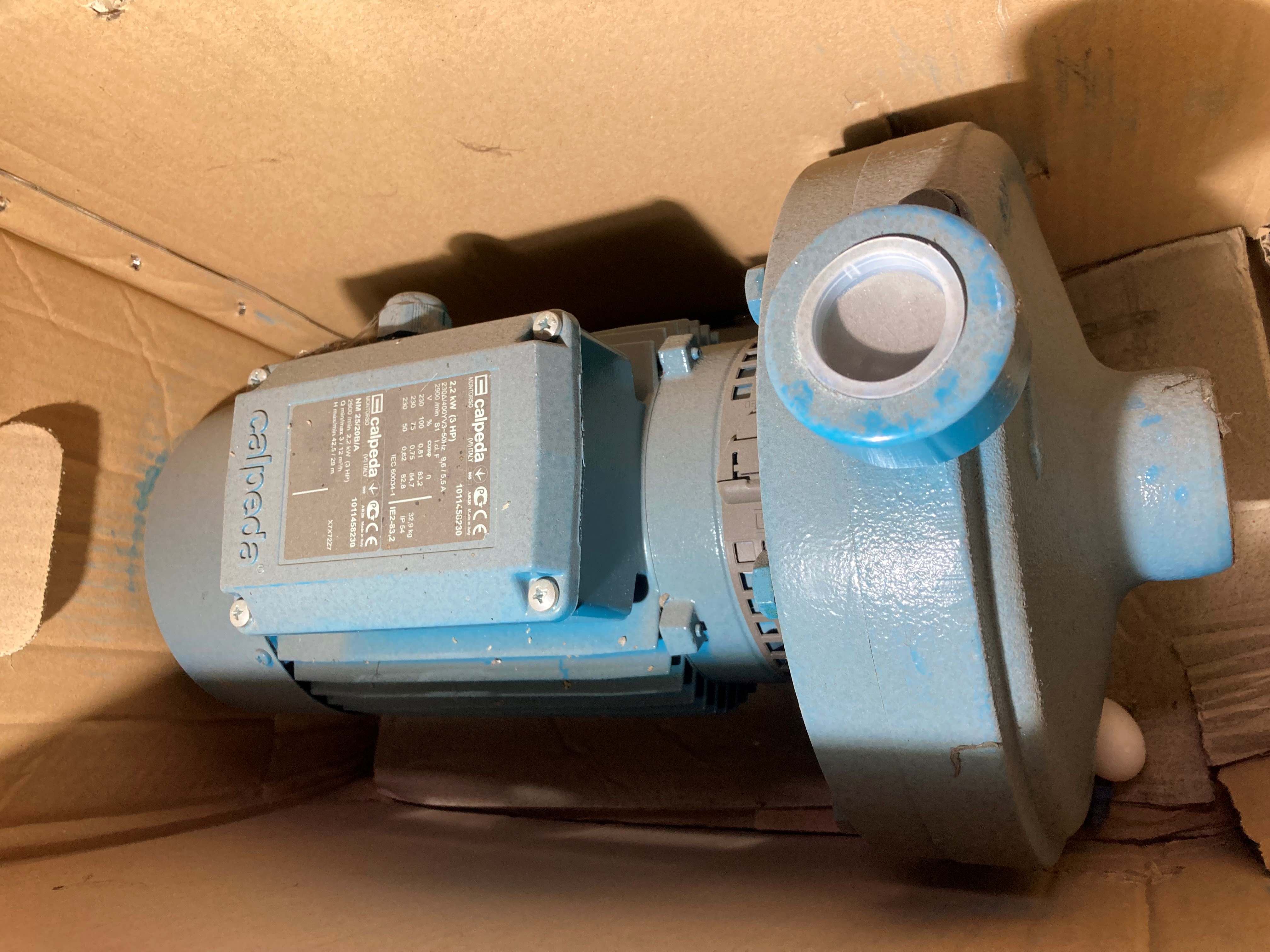 Wasserpumpe Calpada NM 25/20 B/A  2,2  kW 12m³/h  42 m      neuwertig !