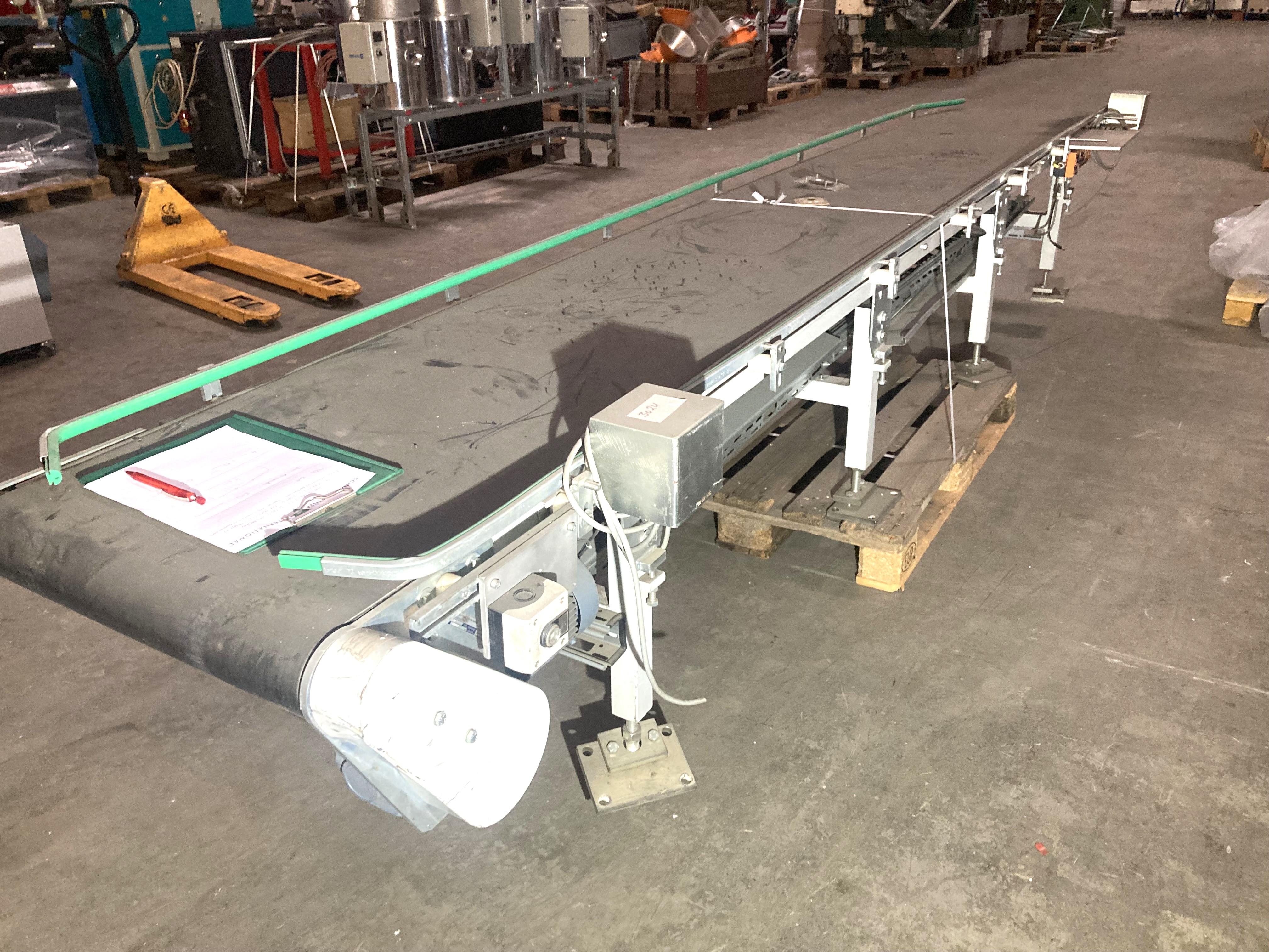 Horizontal Band Schunk 4000x570 mm breit   Höhe 650 mm    Bj. 2004