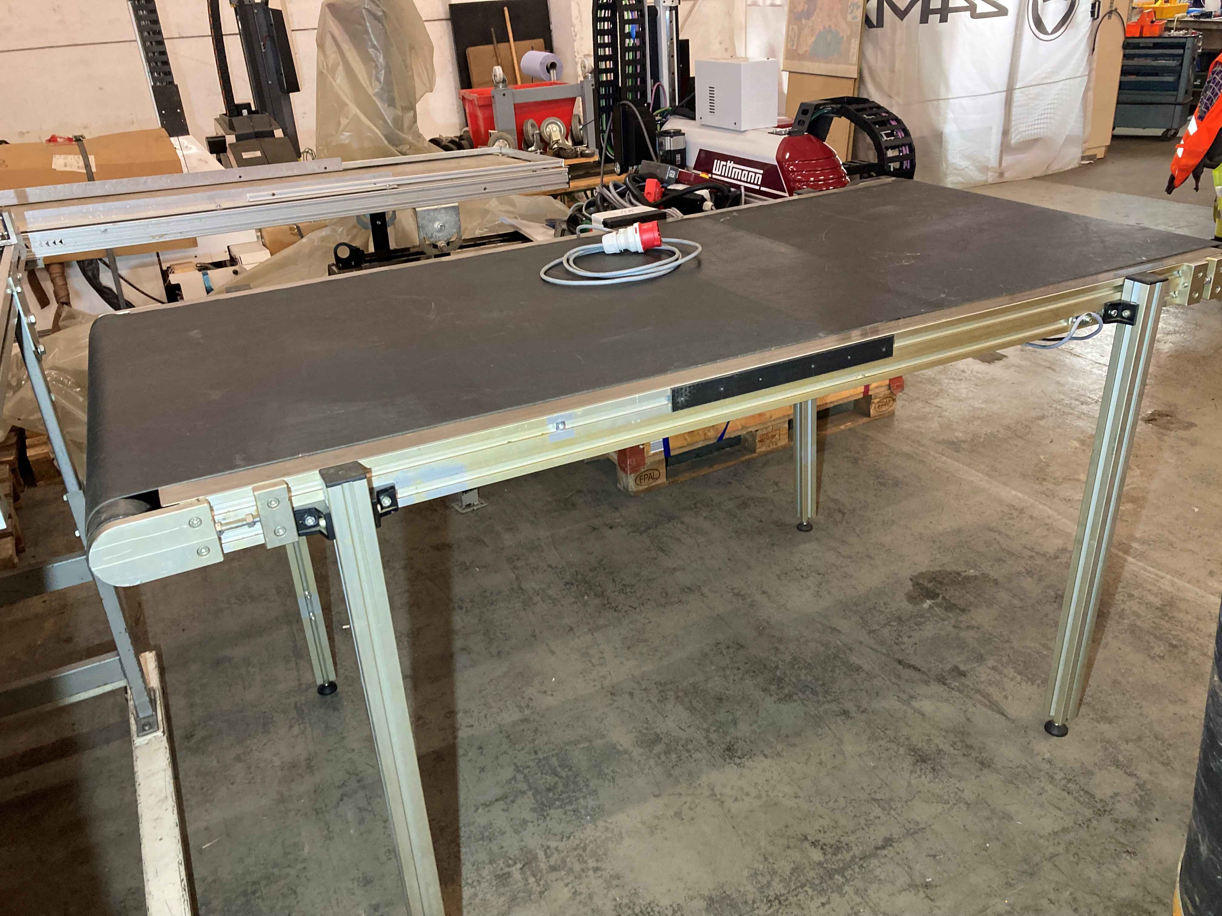 Horizontal Band  2100x900mm       Bj. 2011